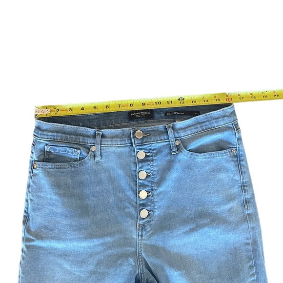 Banana Republic medium wash button fly raw hem high waist denim jean size 31 - Picture 5 of 11